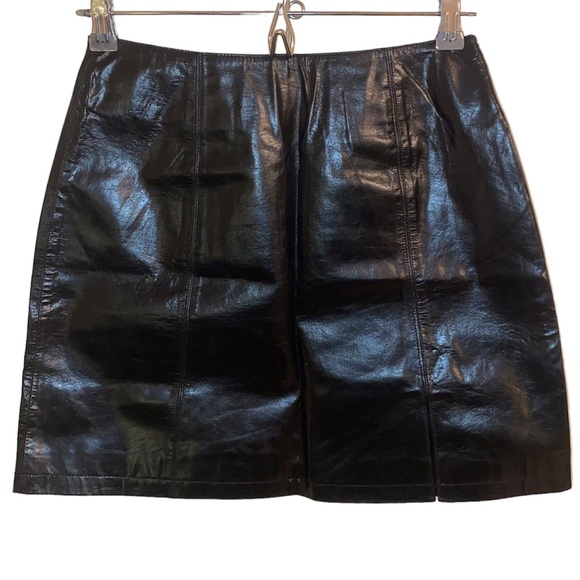 Copper Key Front Slit  Black Leather Skirt Size 3 - Picture 2 of 5
